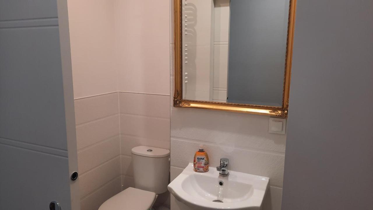 Apartament Katowicka Apartment Познан Екстериор снимка