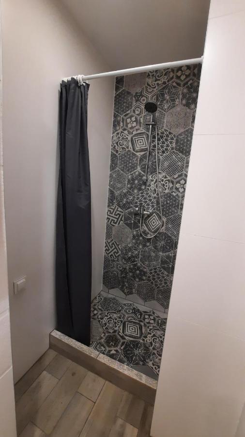 Apartament Katowicka Apartment Познан Екстериор снимка