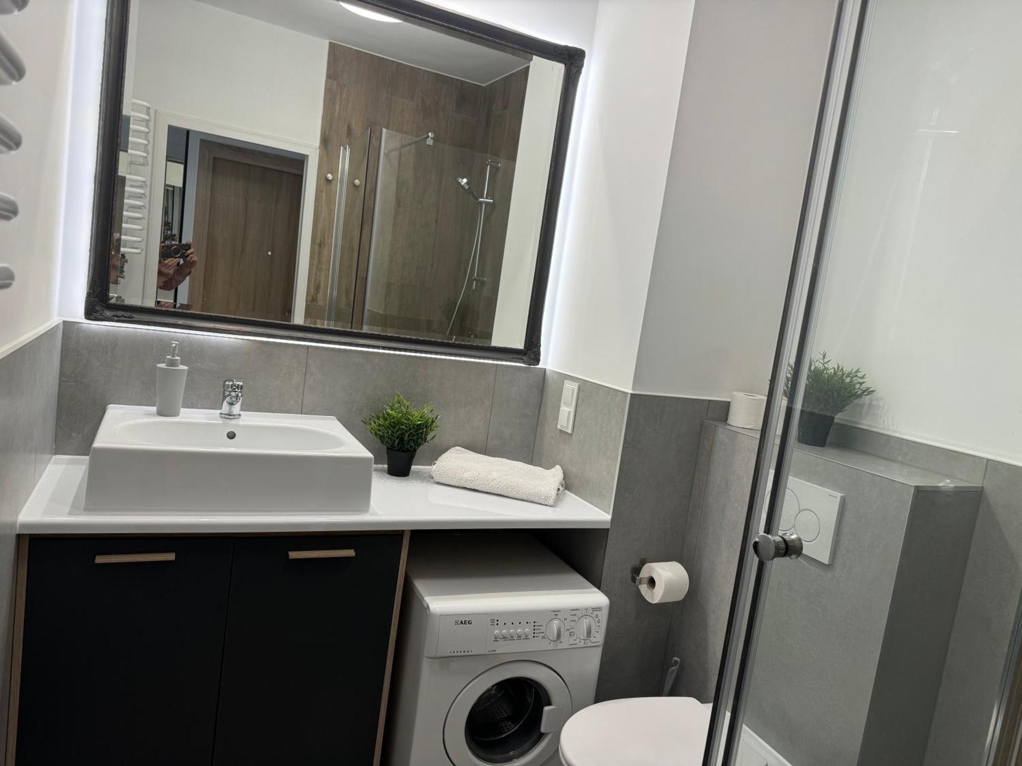 Apartament Katowicka Apartment Познан Екстериор снимка