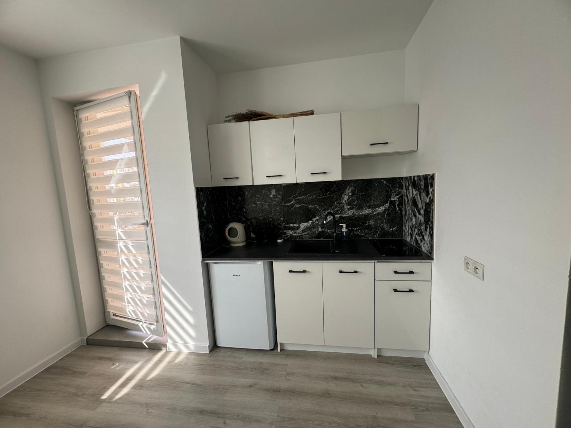 Apartament Katowicka Apartment Познан Екстериор снимка
