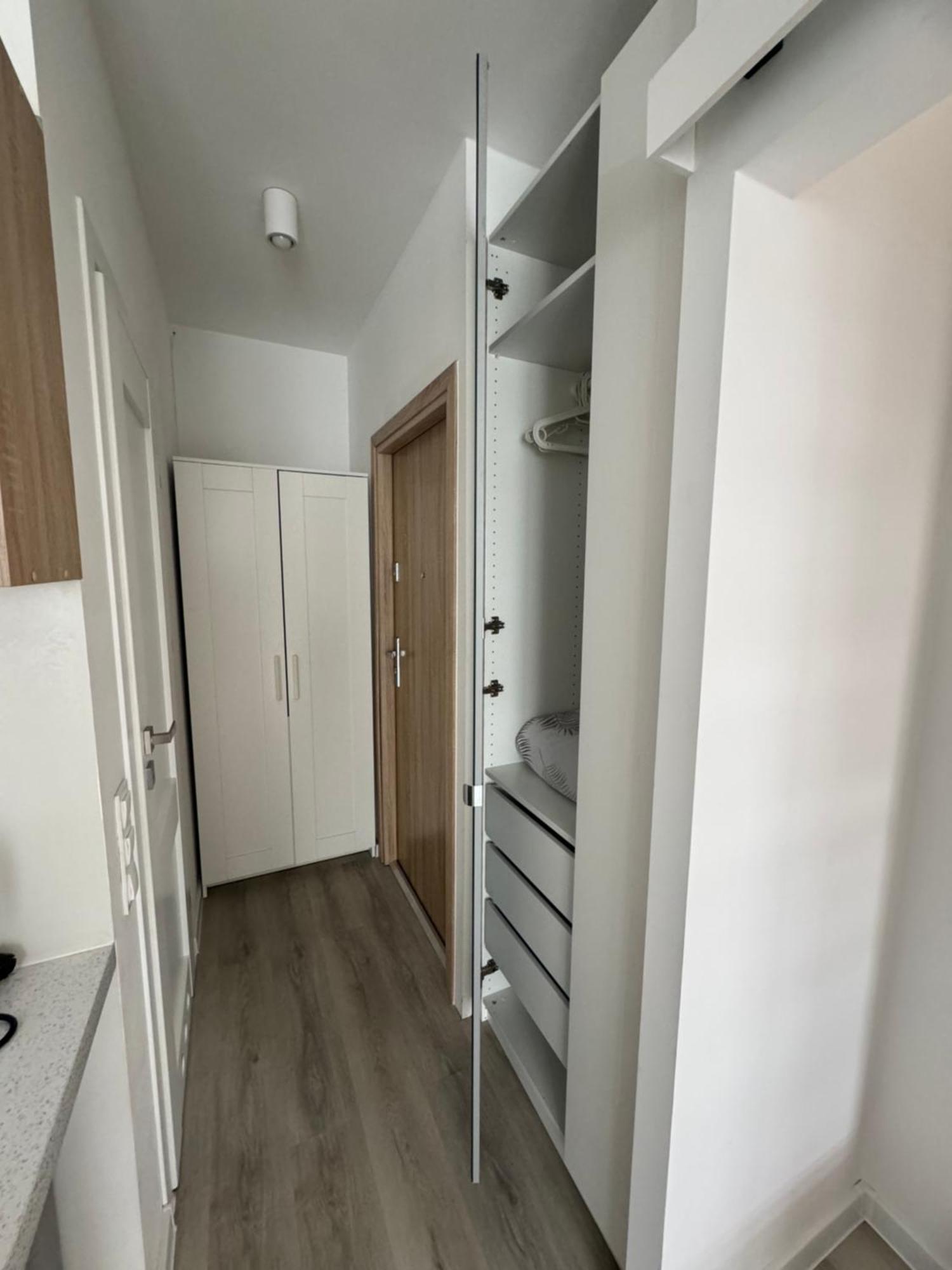 Apartament Katowicka Apartment Познан Екстериор снимка